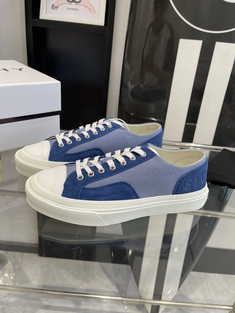 Gxvxnchy Sneakers Bright 153696