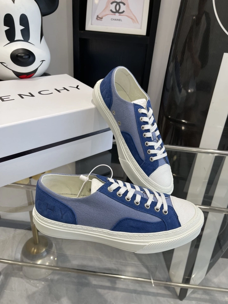Gxvxnchy Sneakers Bright 153696