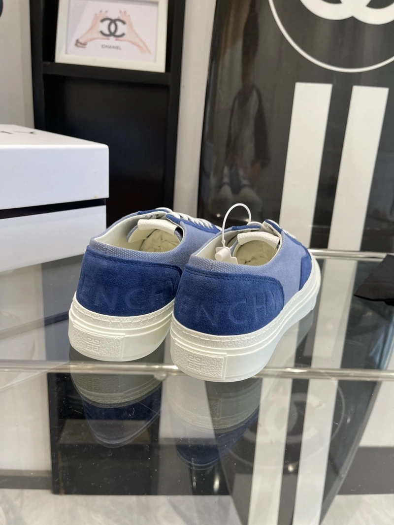 Gxvxnchy Sneakers Bright 153696