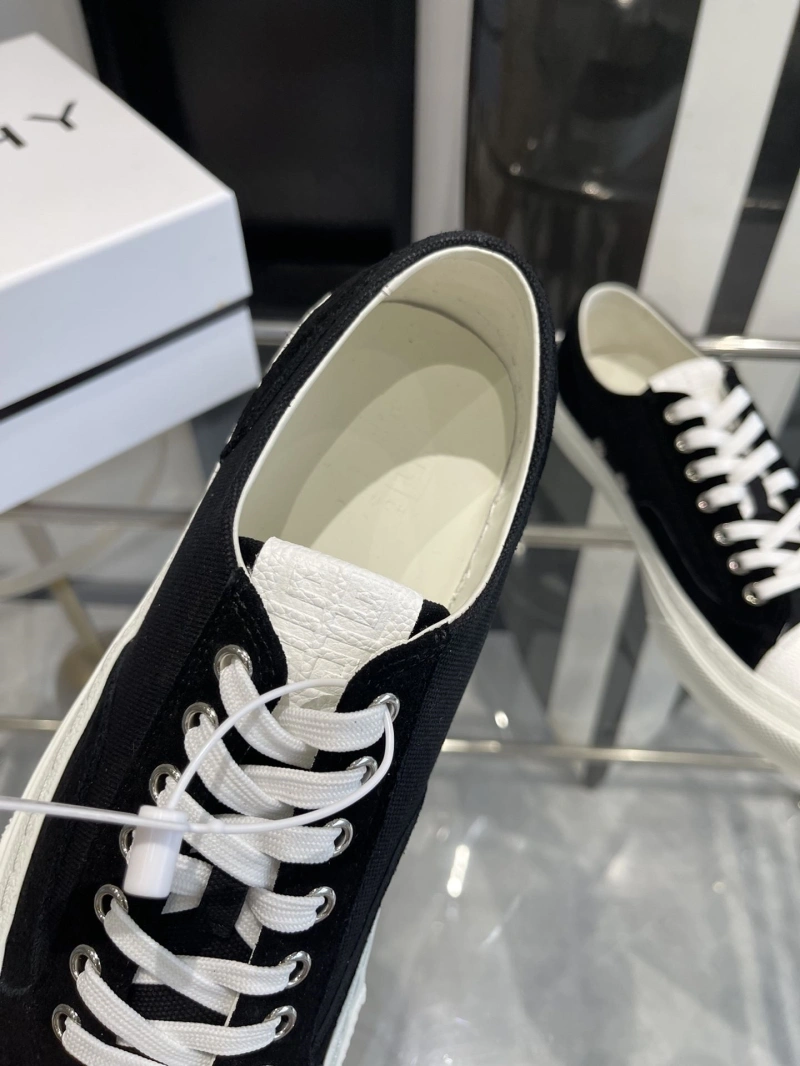 Gxvxnchy Sneakers Comfortable 153705