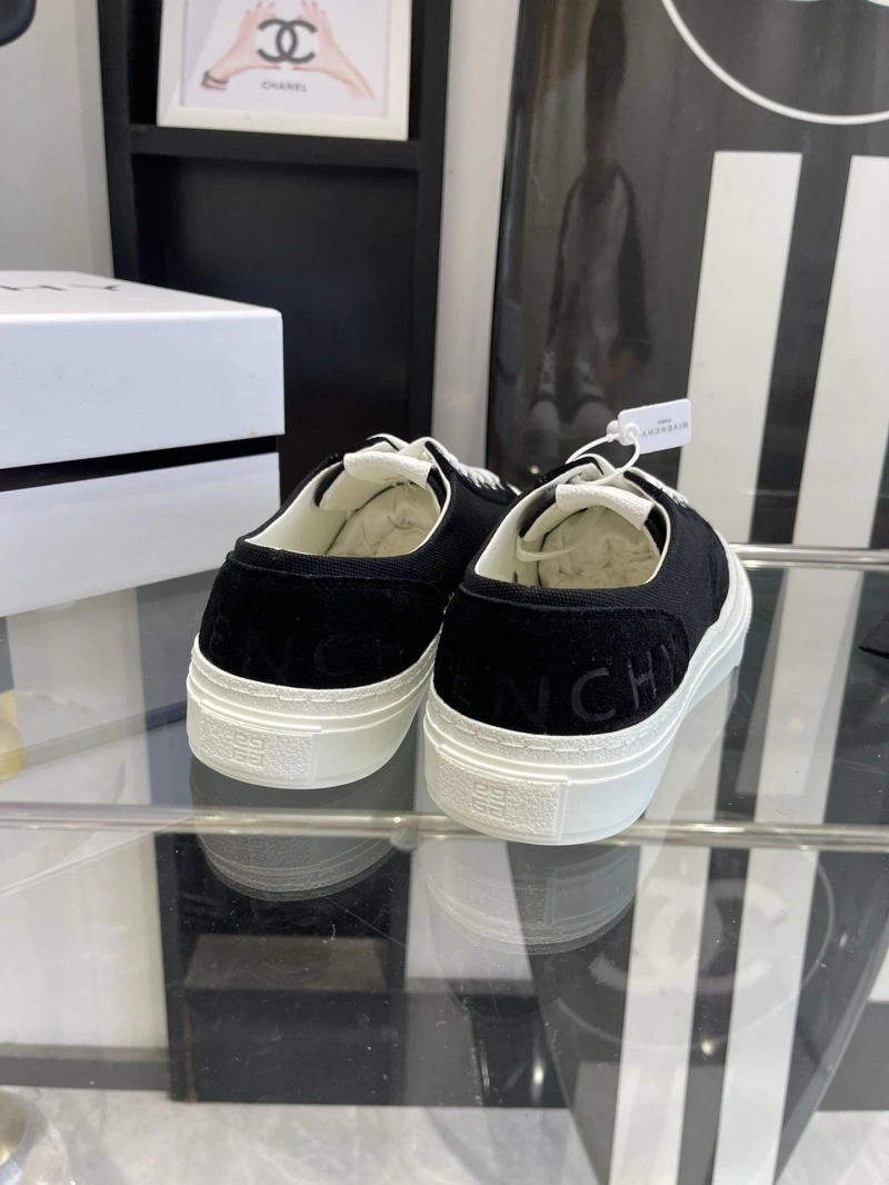 Gxvxnchy Sneakers Comfortable 153705