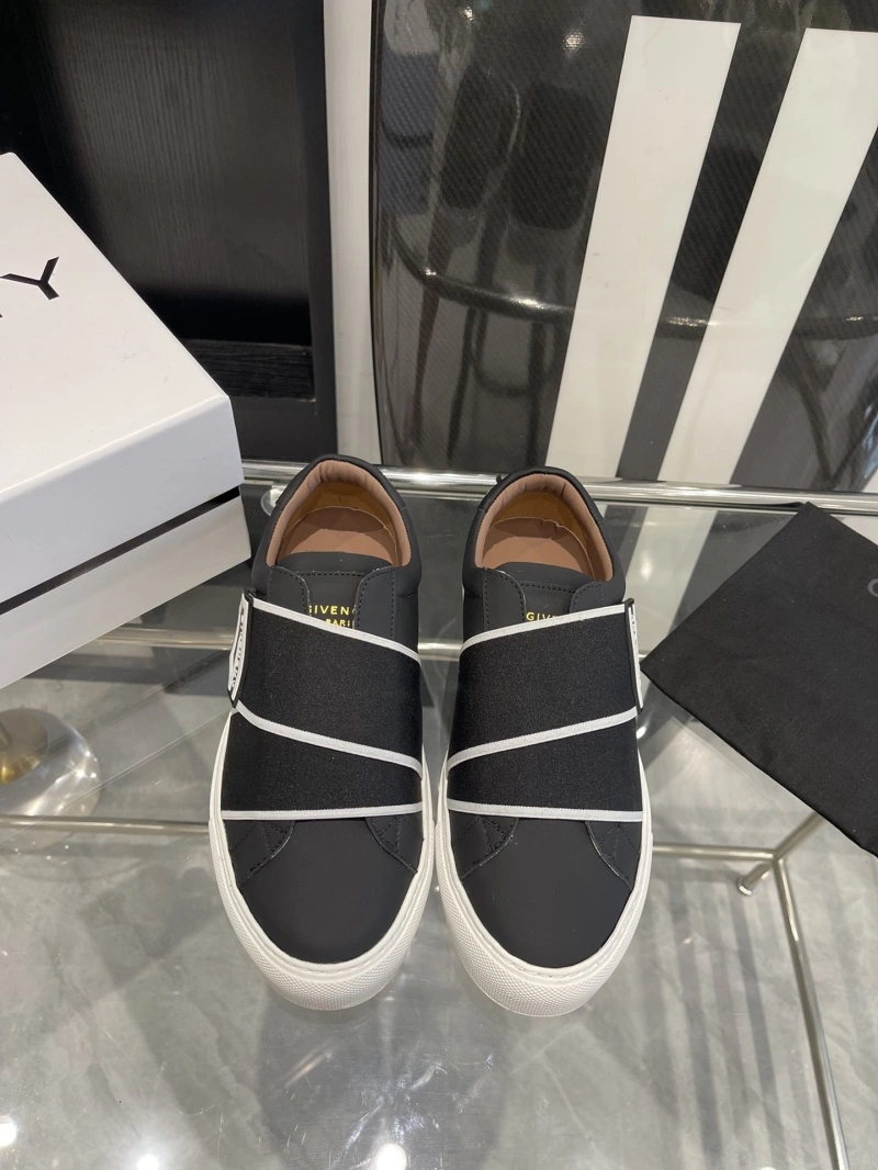 Durable Gxvxnchy Sneakers 153690