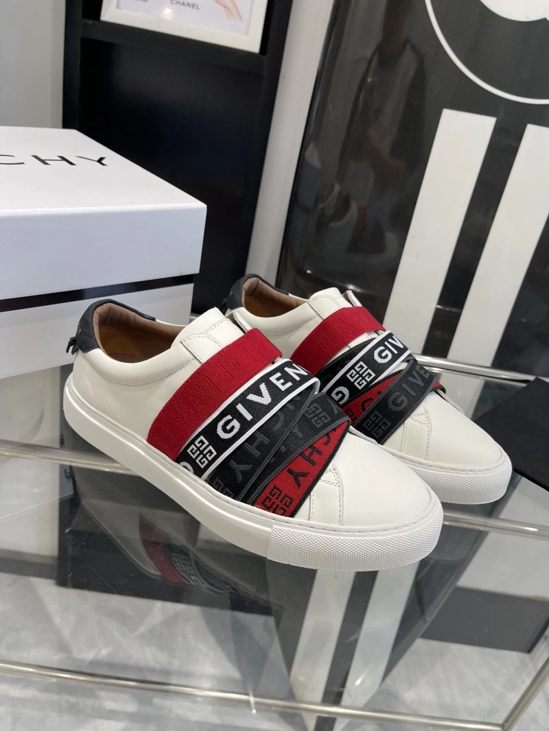 Elegant Gxvxnchy Sneakers 153702