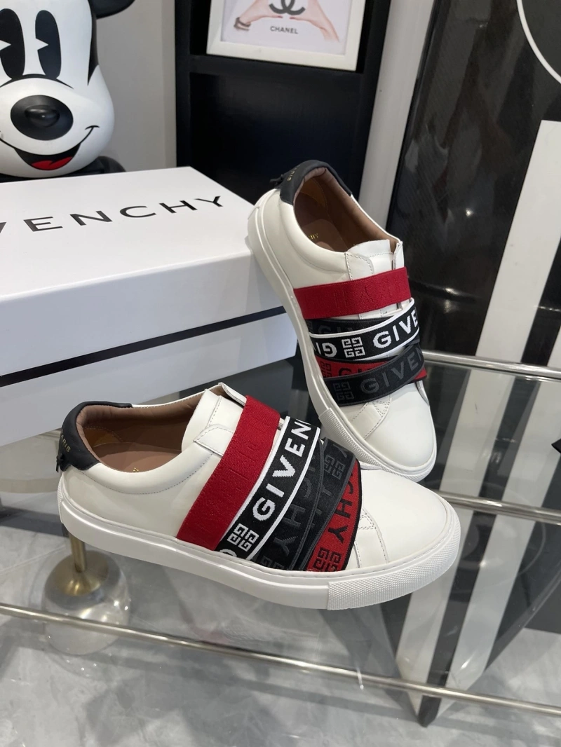 Elegant Gxvxnchy Sneakers 153702