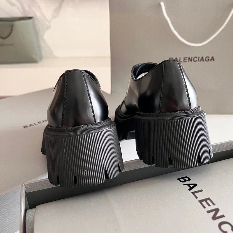 Sleek Bxlxnciaga Leather Shoes 109701