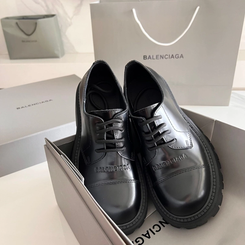 Sleek Bxlxnciaga Leather Shoes 109701