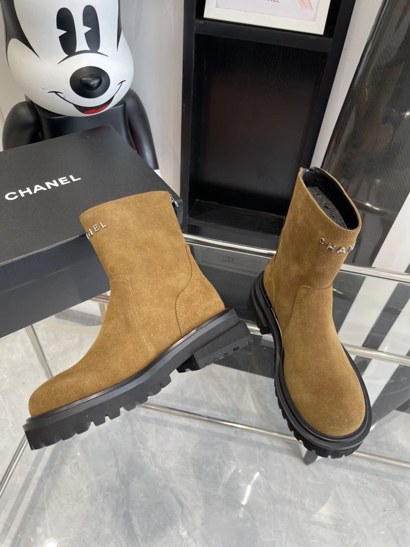 Resilient Chxnxl Boots 126531