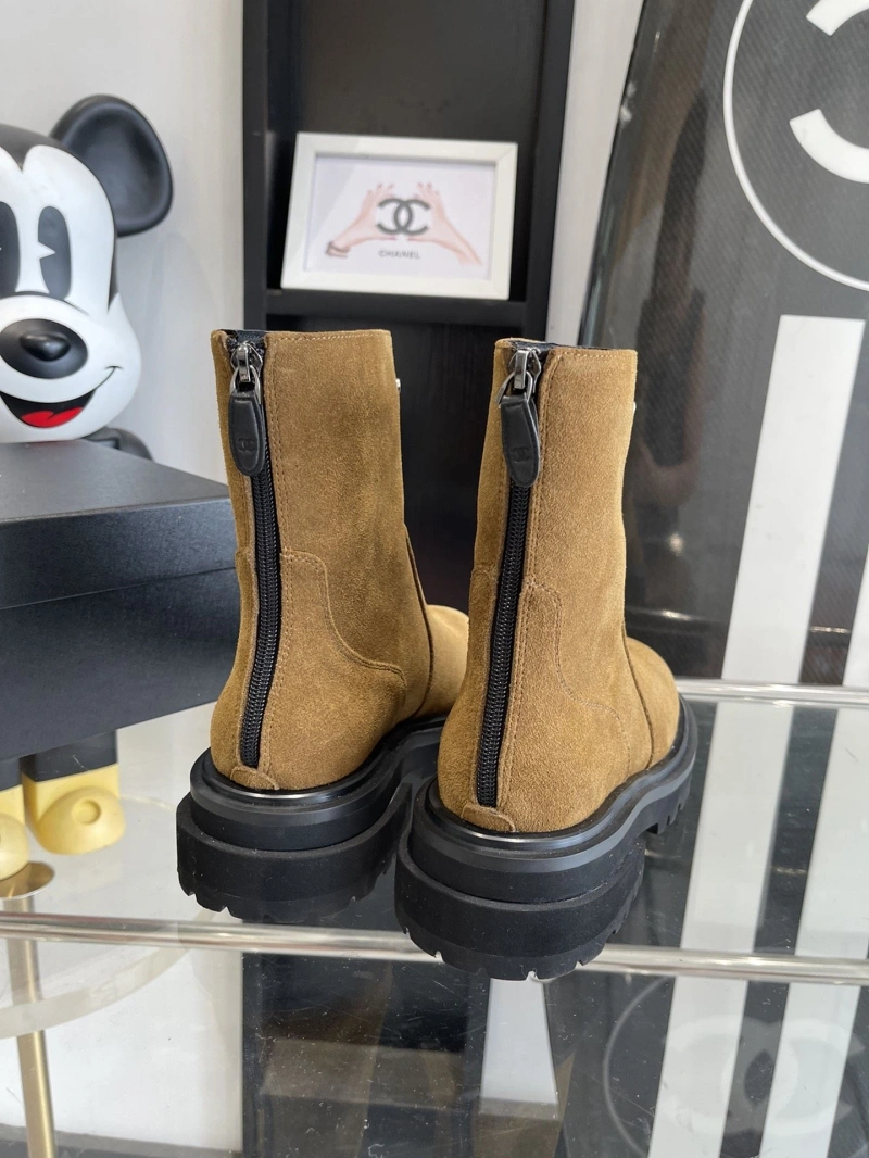 Resilient Chxnxl Boots 126531