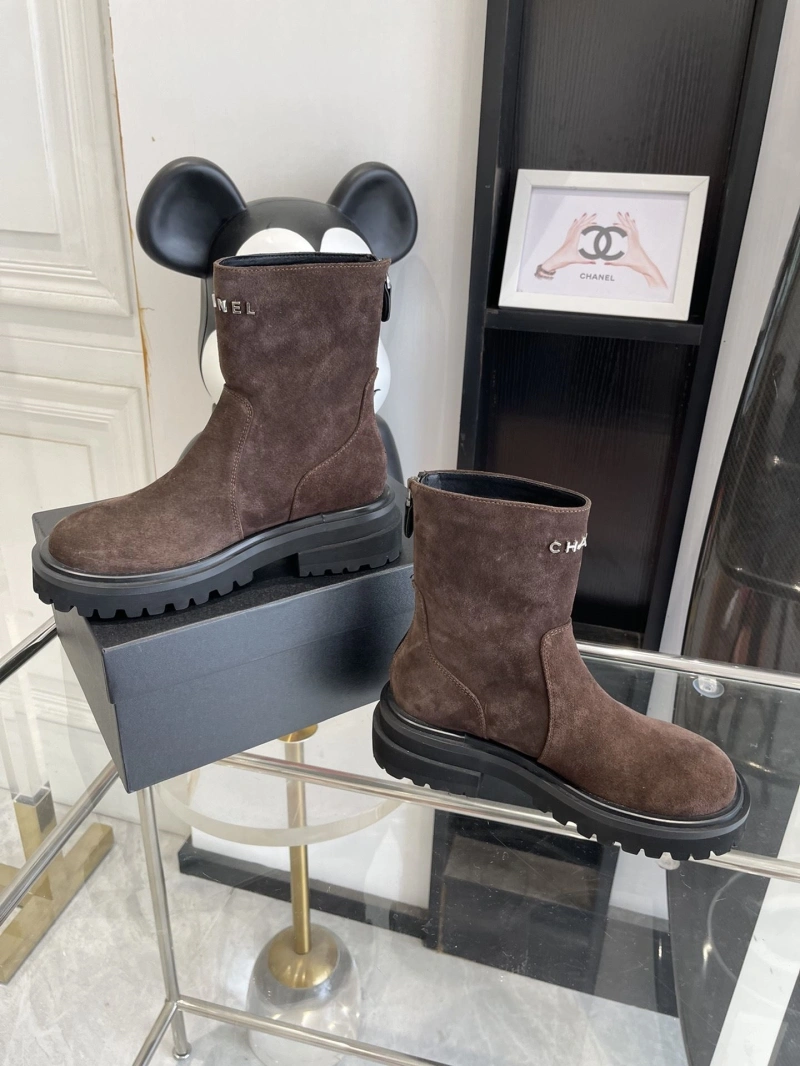 Sophisticated Chxnxl Boots 126526