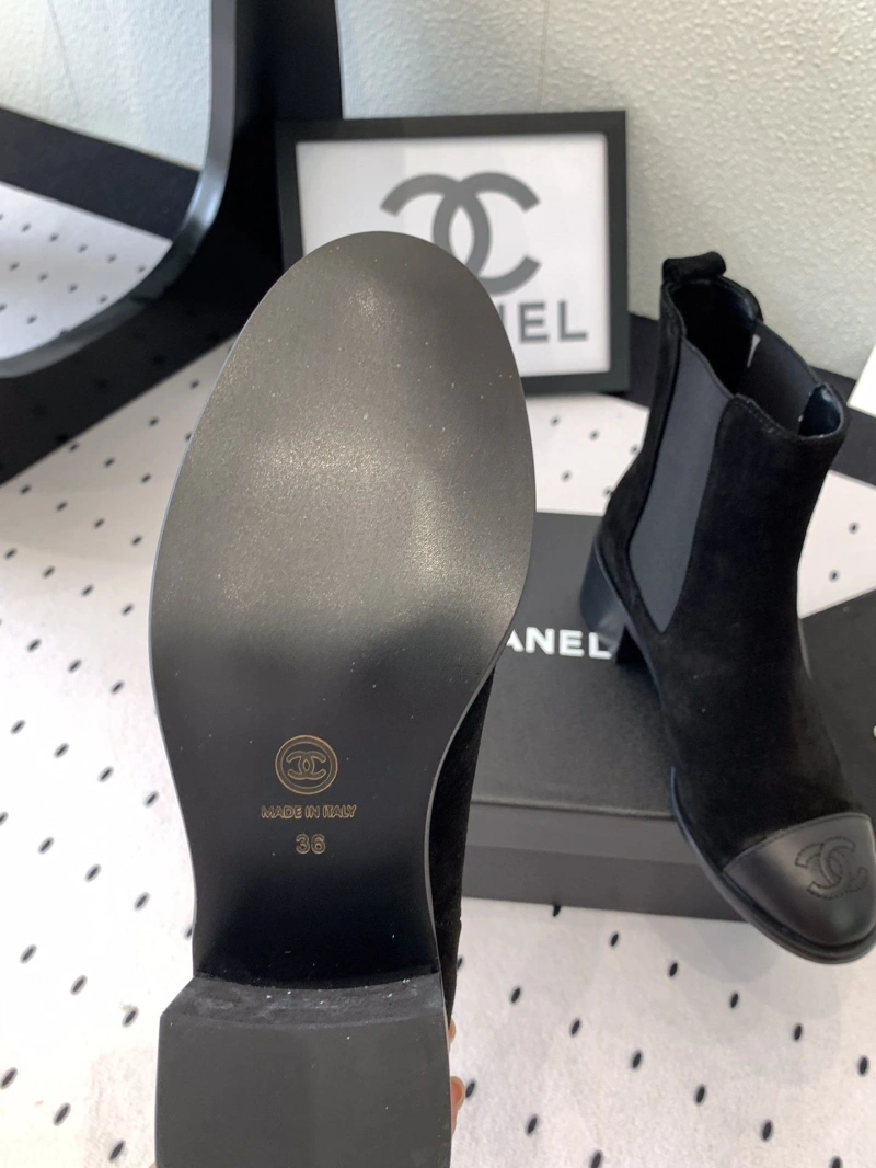 Elegant Chxnxl Boots 126522