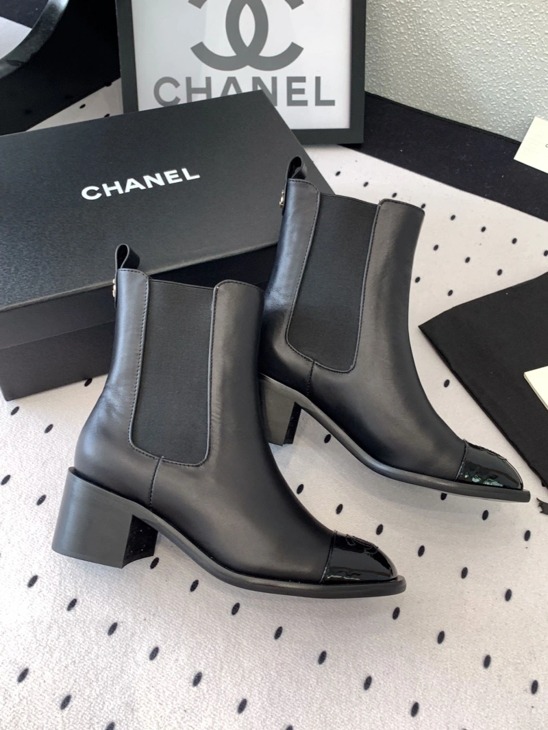 Sleek Chxnxl Boots 126521