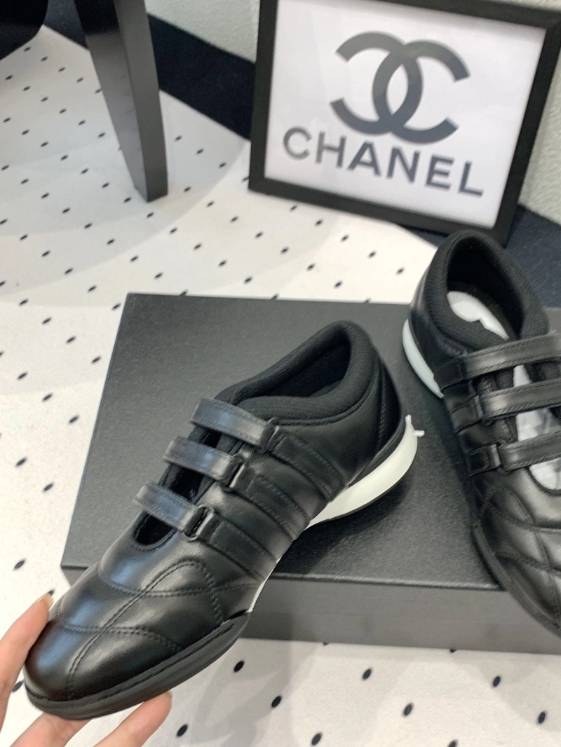 EyeCatching Chxnxl Sneakers 125960