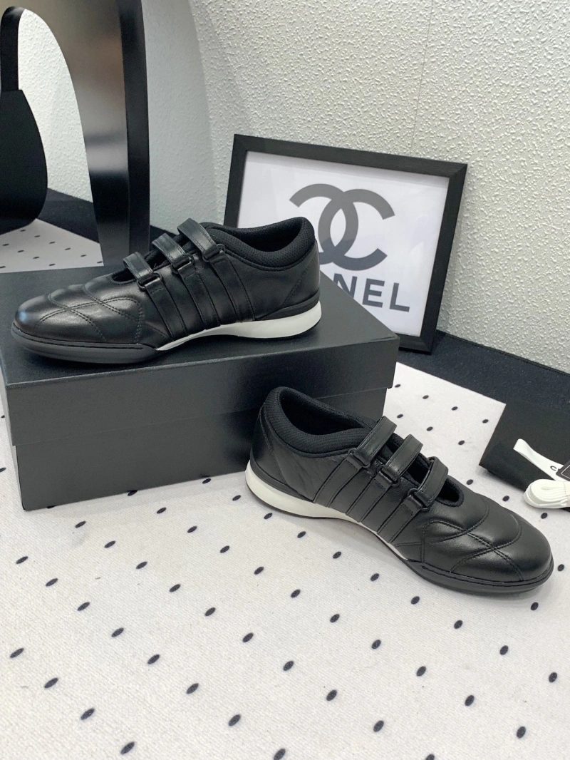 EyeCatching Chxnxl Sneakers 125960