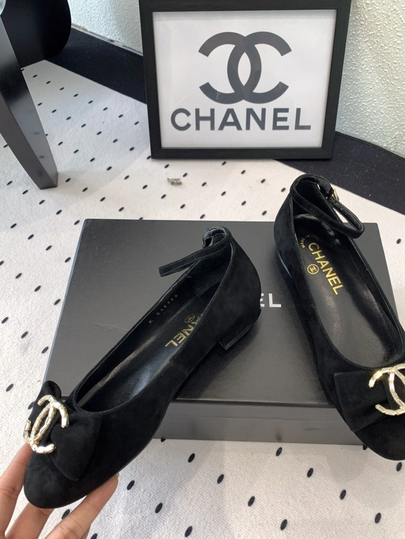 Classic Chxnxl Flat Shoes 126360
