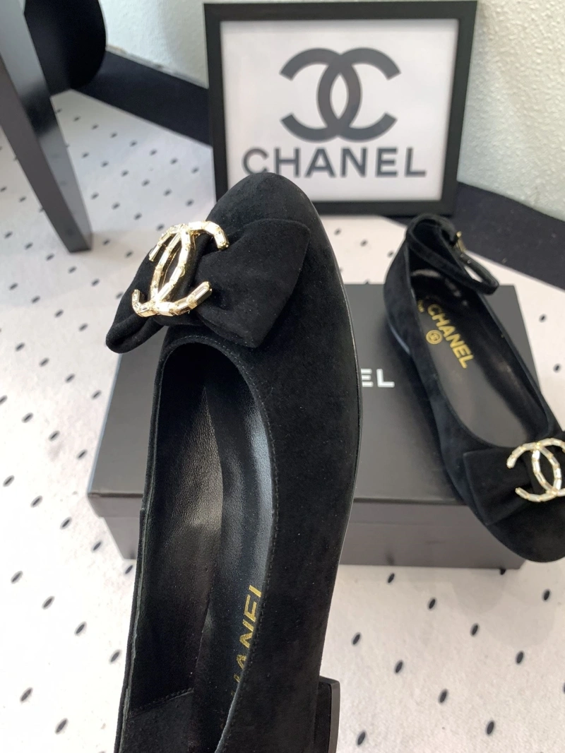 Classic Chxnxl Flat Shoes 126360