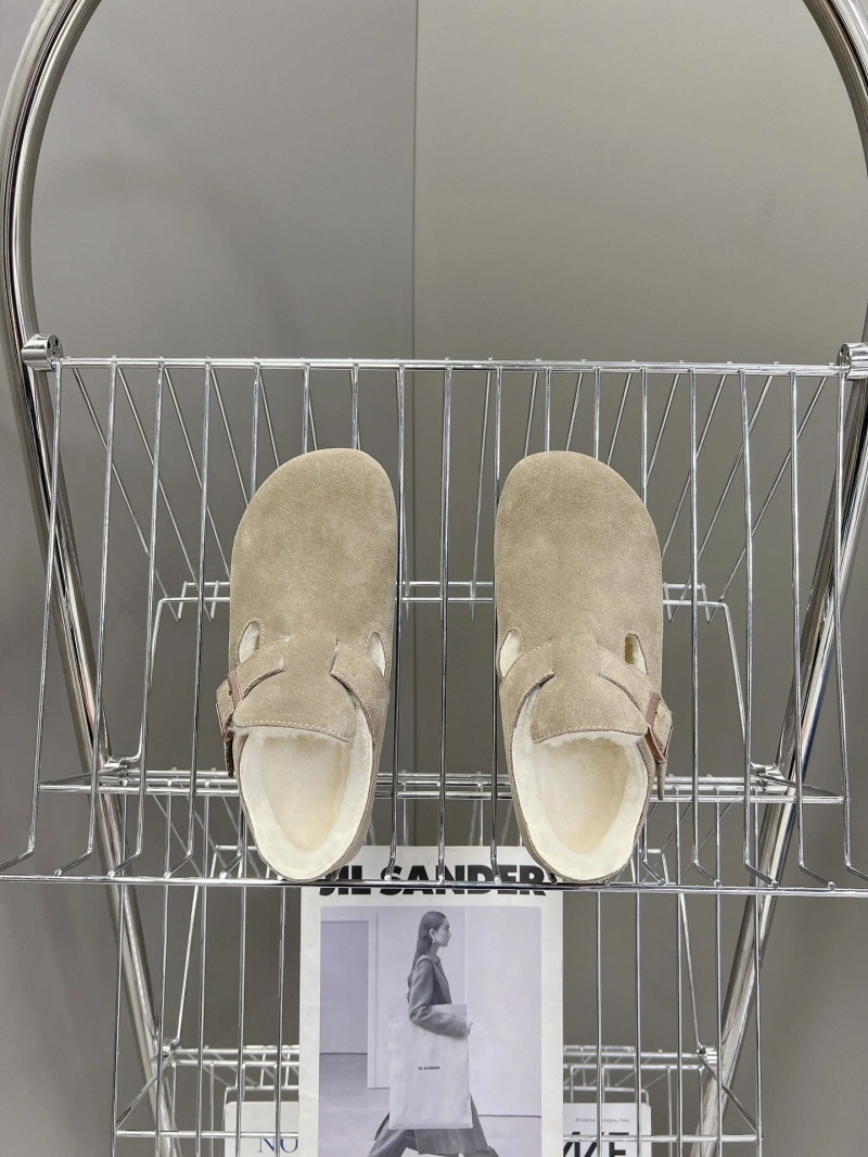 Versatile Othxr Sneakers 214736