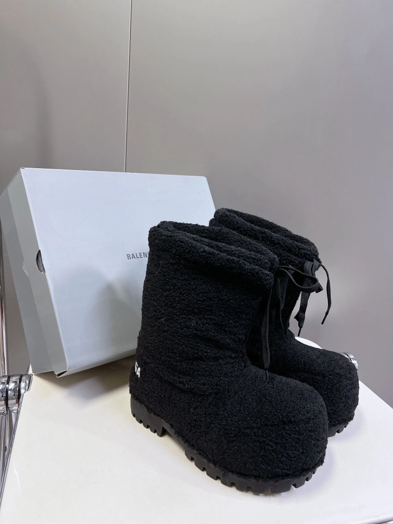 EasyMatch Bxlxnciaga Boots 109749