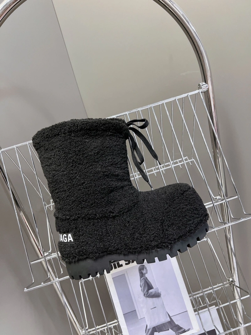 EasyMatch Bxlxnciaga Boots 109749