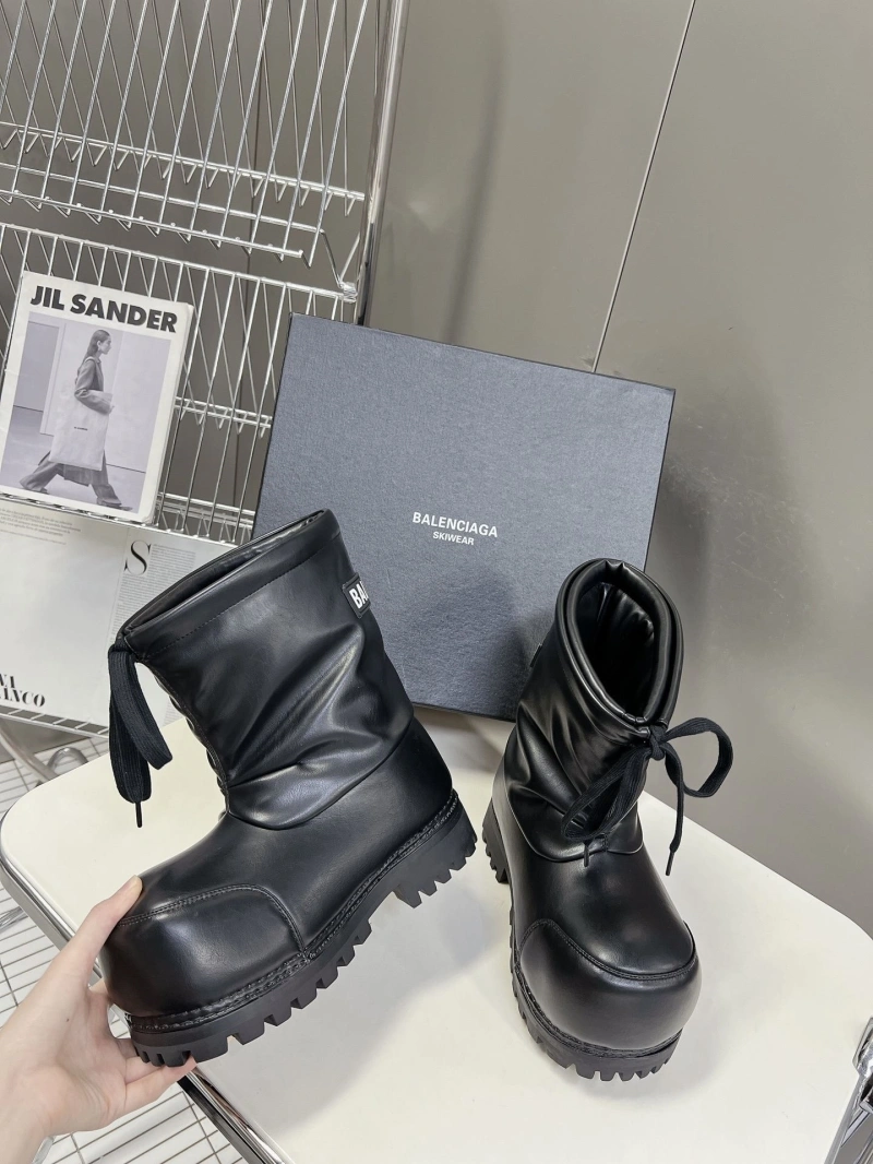 Bxlxnciaga Boots Sophisticated 109754