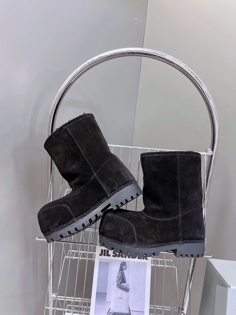 Bold Bxlxnciaga Boots 109732