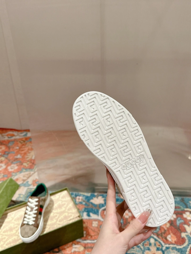 Gxccx Casual Shoes Bright 161494