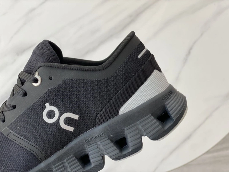 WellDesigned Othxr Sneakers 214710