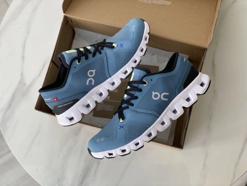 AllSeason Othxr Sneakers 214716