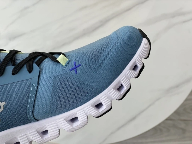 AllSeason Othxr Sneakers 214716