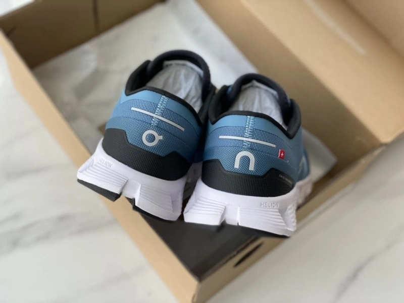 AllSeason Othxr Sneakers 214716