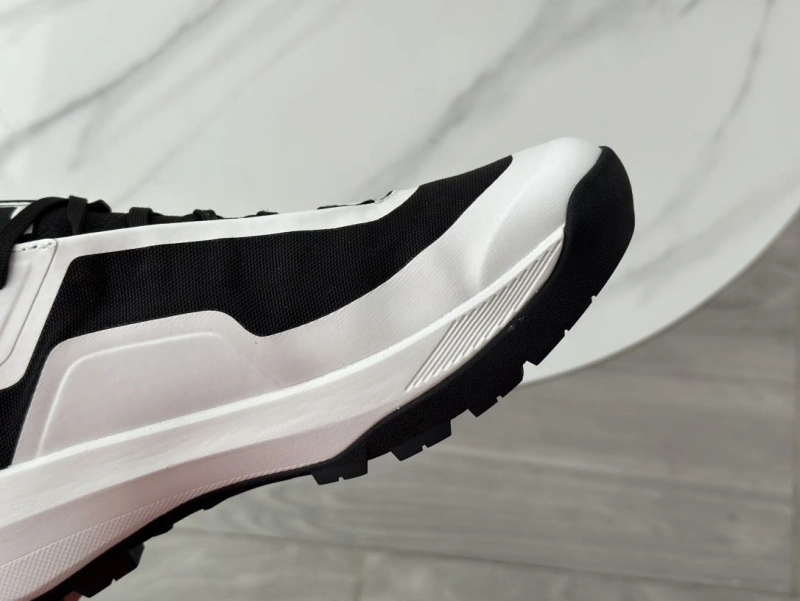 Elegant Othxr Sneakers 214699