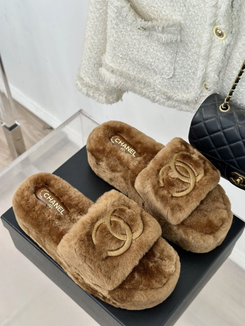 AllSeason Chxnxl Slippers 126172