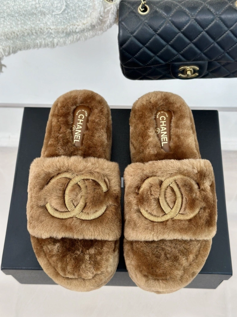 AllSeason Chxnxl Slippers 126172