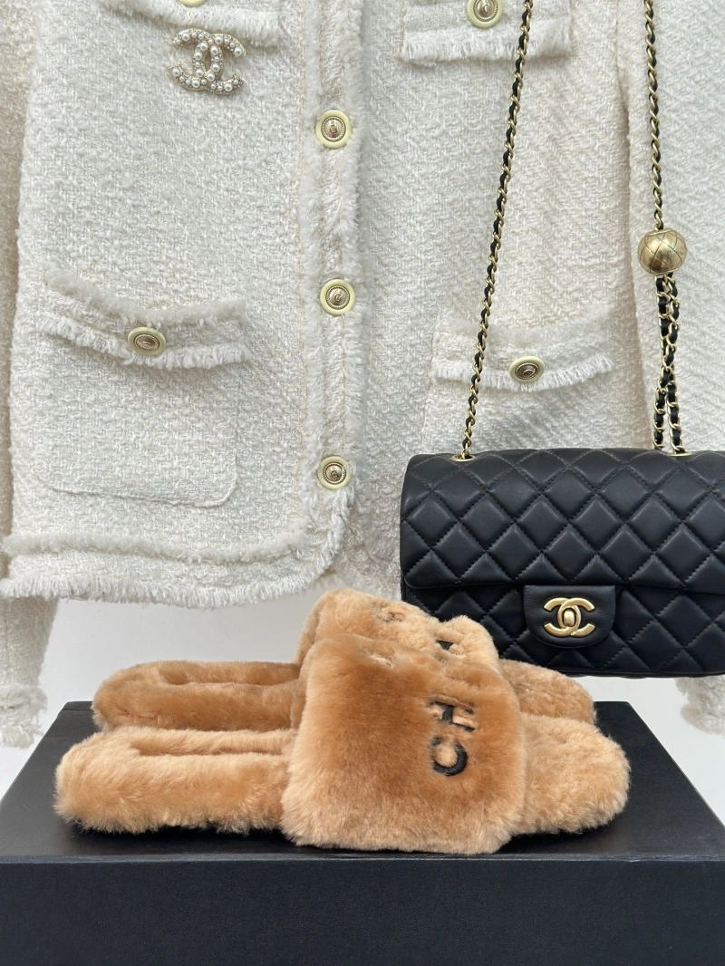 Chxnxl Slippers EyeCatching 126144