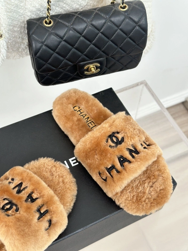 Chxnxl Slippers EyeCatching 126144
