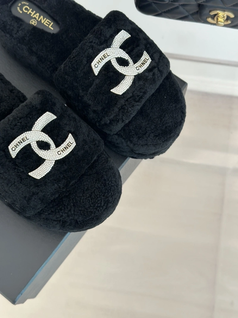 Functional Chxnxl Slippers 126161