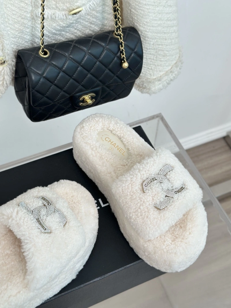 Chxnxl Slippers Functional 126156
