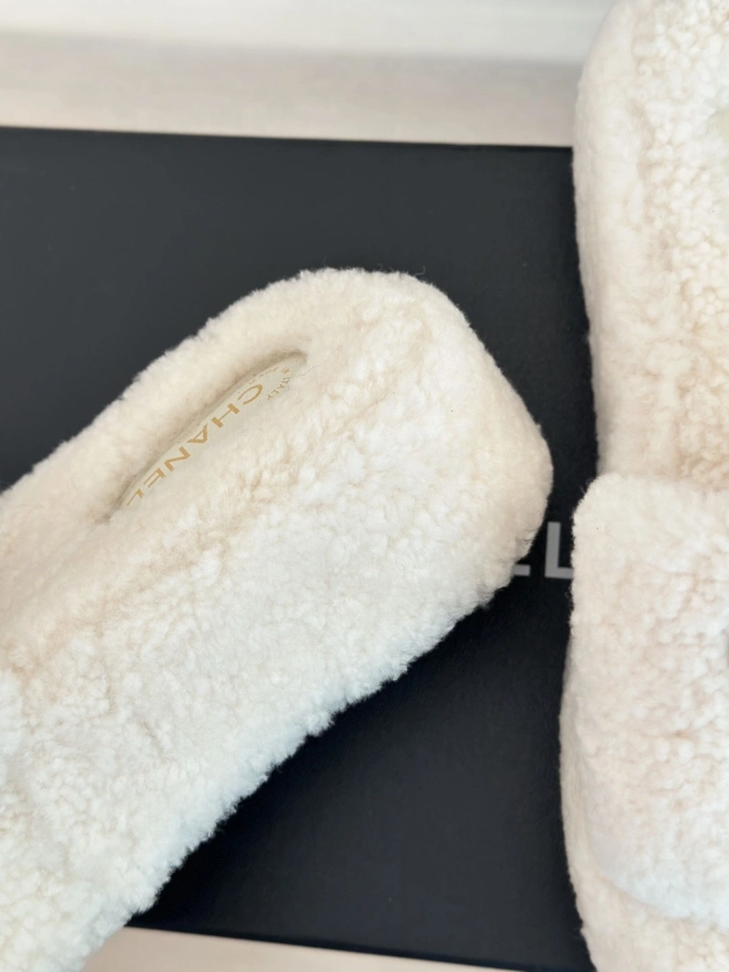 Chxnxl Slippers Functional 126156