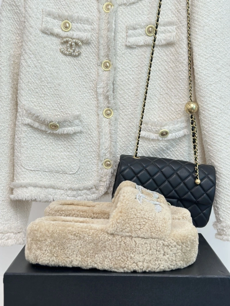 Chxnxl Slippers Functional 126140