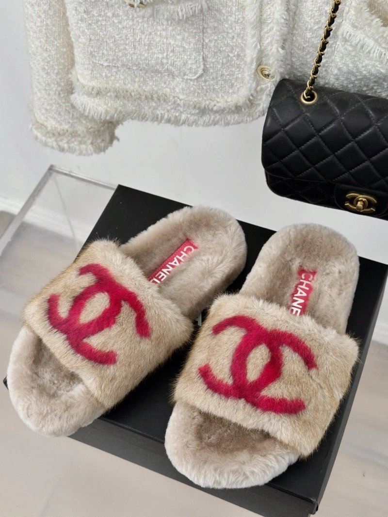 Chxnxl Slippers Vibrant 126138