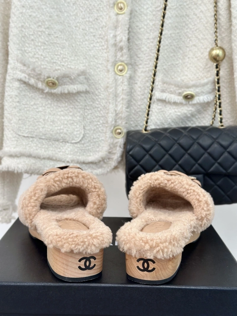 Chxnxl Slippers Vibrant 126147