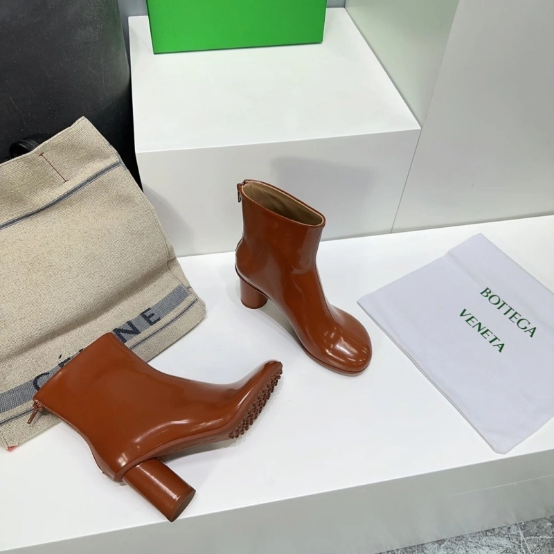 Practical Bxttxga Vxnxta Boots 113124