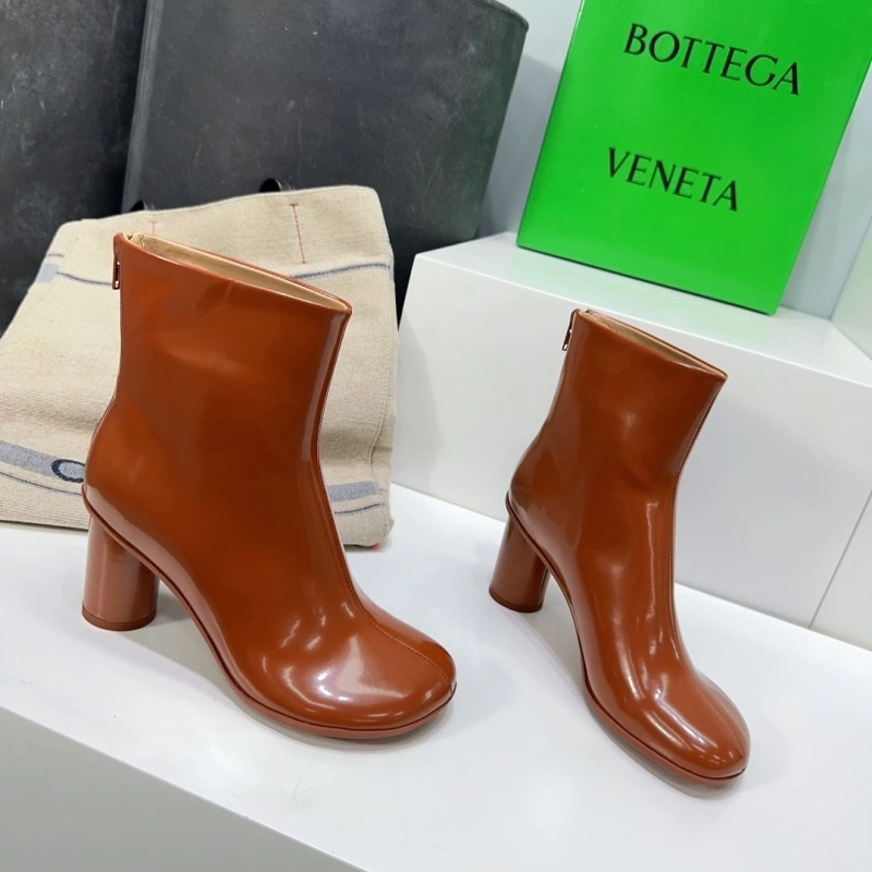 Practical Bxttxga Vxnxta Boots 113124
