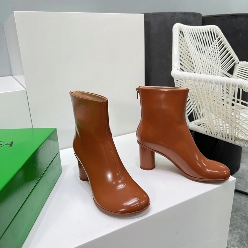 Practical Bxttxga Vxnxta Boots 113124