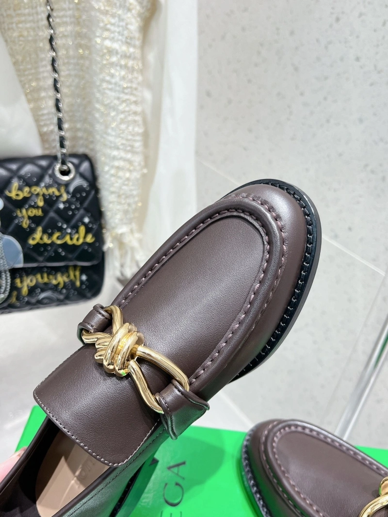 Bright Bxttxga Vxnxta Leather Shoes 113090