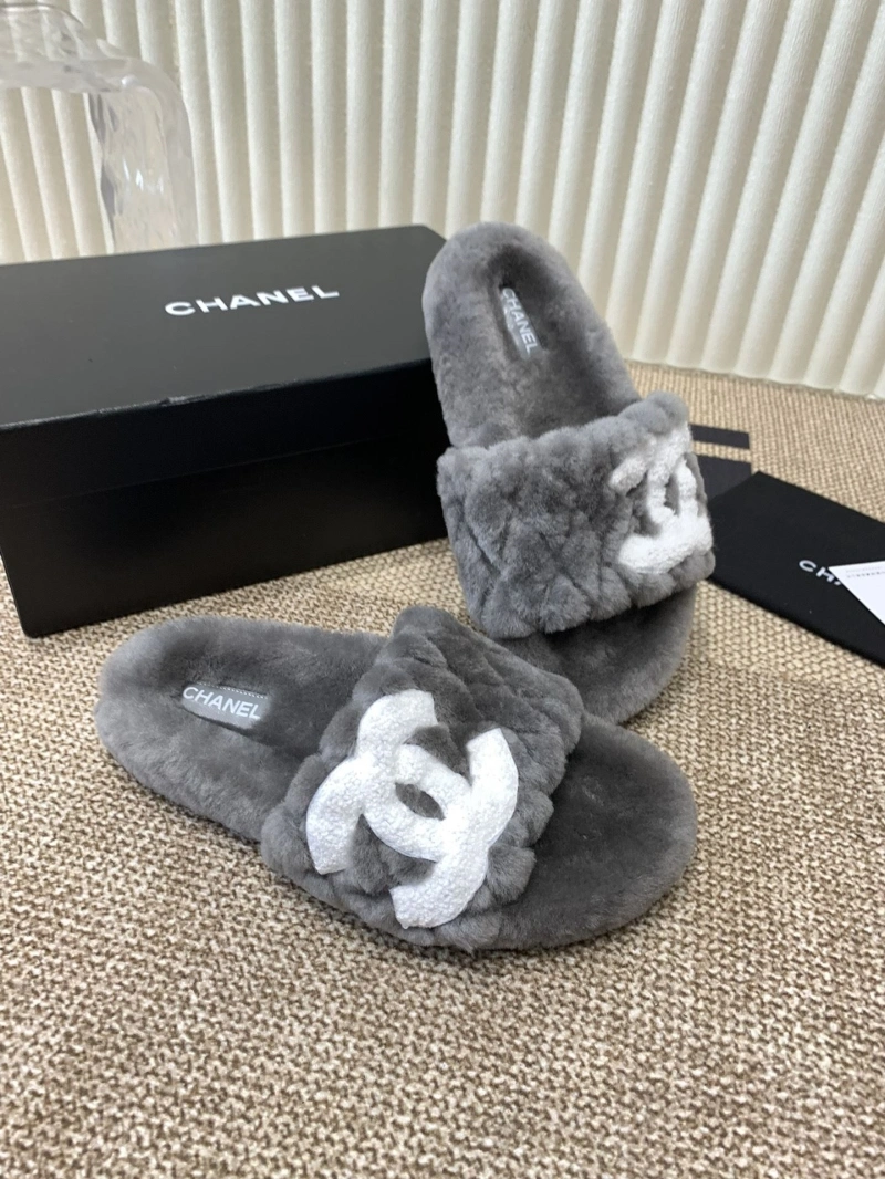 SportInspired Chxnxl Slippers 126143