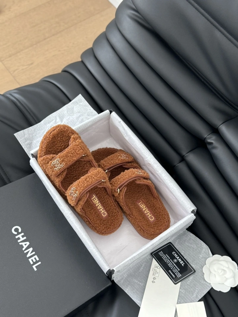 Vibrant Chxnxl Sandals 126259