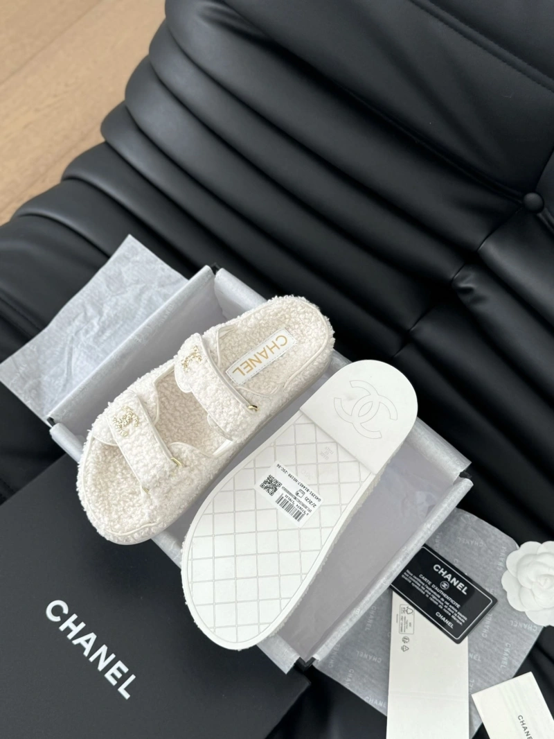 Vibrant Chxnxl Sandals 126251