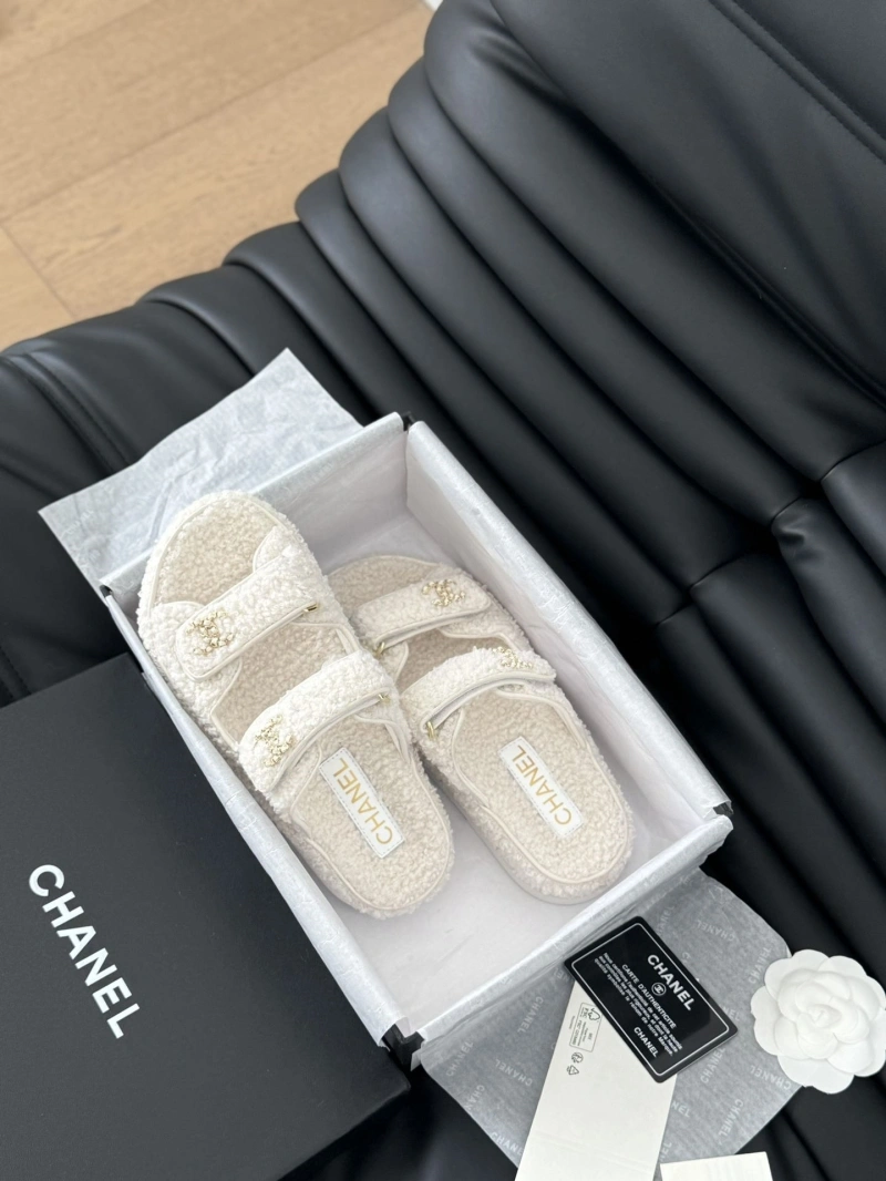 Vibrant Chxnxl Sandals 126251