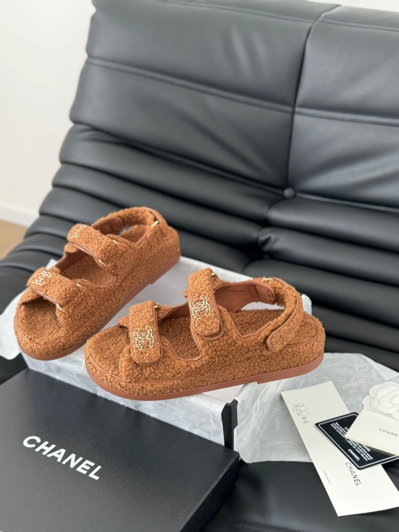 Resilient Chxnxl Sandals 126243