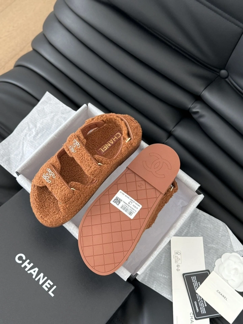 Resilient Chxnxl Sandals 126243
